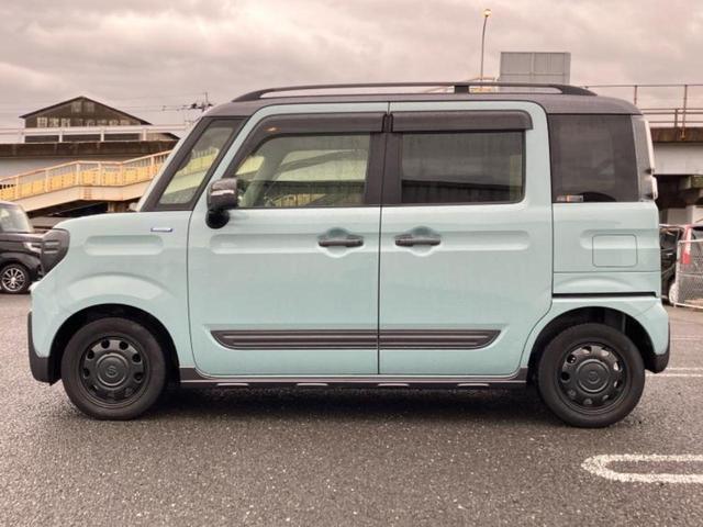 スペーシアギア ハイブリッドＸＺ　新品タイヤ／保証書／純正　８インチ　ＳＤナビ／セーフティサポート（スズキ）／両側電動スライドドア／シートヒーター　前席／全方位モニター／車線逸脱防止支援システム／ドライブレコーダー　前後　全周囲カメラ（2枚目）