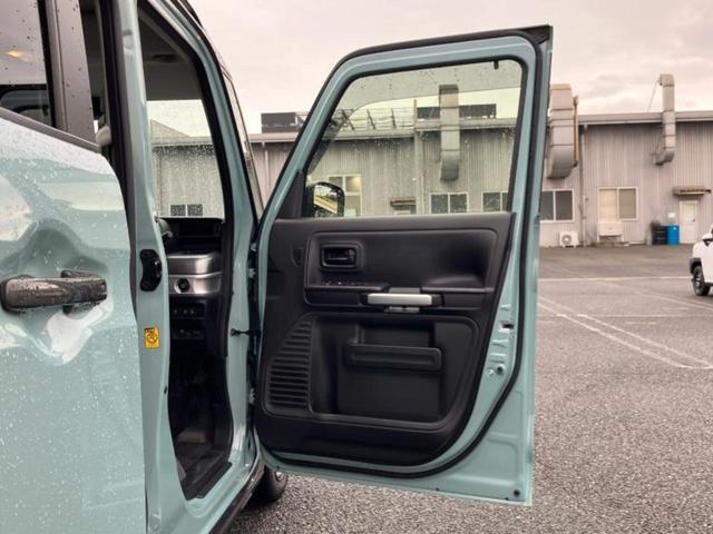 スペーシアギア ハイブリッドＸＺ　新品タイヤ／保証書／純正　８インチ　ＳＤナビ／セーフティサポート（スズキ）／両側電動スライドドア／シートヒーター　前席／全方位モニター／車線逸脱防止支援システム／ドライブレコーダー　前後　全周囲カメラ（20枚目）