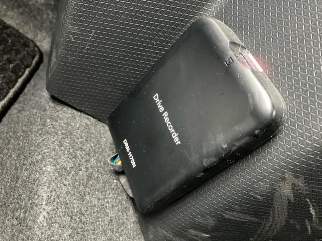 タント カスタムＲＳ　保証書／ディスプレイオーディオ／衝突安全装置／両側電動スライドドア／パノラマモニター／車線逸脱防止支援システム／シート　ハーフレザー／ヘッドランプ　ＬＥＤ／Ｂｌｕｅｔｏｏｔｈ接続／ＥＴＣ　全周囲カメラ（40枚目）