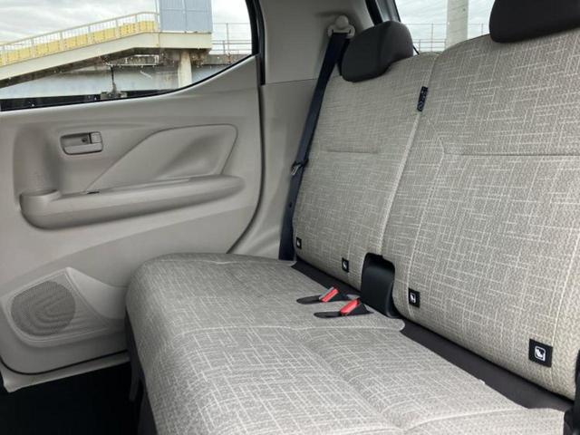 デイズ Ｓ　保証書／ディスプレイオーディオ／ドライブレコーダー　純正／Ｂｌｕｅｔｏｏｔｈ接続／ＥＢＤ付ＡＢＳ／横滑り防止装置／アイドリングストップ／バックモニター／禁煙車／エアバッグ　運転席／エアバッグ　助手席（7枚目）