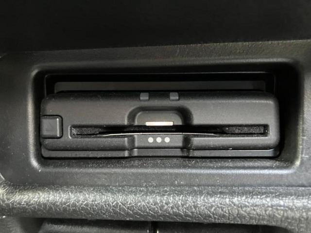 エクストレイル ２０Ｘ　新品タイヤ／保証書／純正　ＳＤナビ／インテリジェントルームミラー／アラウンドビューモニター／車線逸脱防止支援システム／シート　ハーフレザー／電動バックドア／ドライブレコーダー　純正　全周囲カメラ（16枚目）