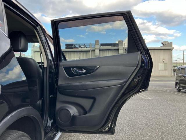 エクストレイル ２０Ｘ　新品タイヤ／純正　９インチ　ＳＤナビ／エマージェンシーブレーキ／シート　ハーフレザー／電動バックドア／ヘッドランプ　ＬＥＤ／Ｂｌｕｅｔｏｏｔｈ接続／ＥＴＣ／ＥＢＤ付ＡＢＳ／横滑り防止装置　バックカメラ（24枚目）