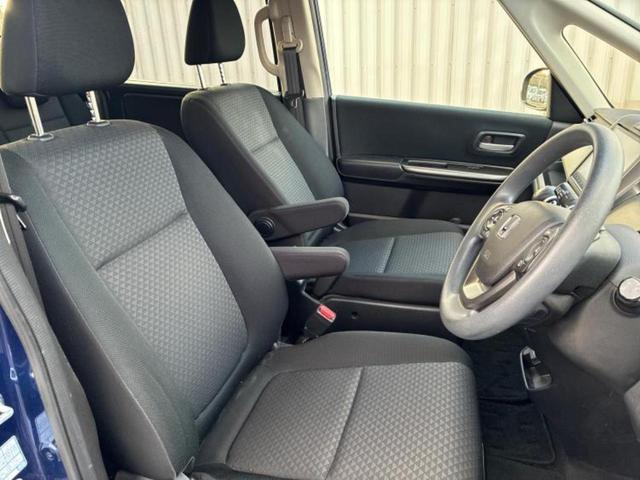 フリード＋ Ｇホンダセンシング　新品タイヤ／純正　９インチ　メモリーナビ／ホンダセンシング／両側電動スライドドア／車線逸脱防止支援システム／ドライブレコーダー　前後／Ｂｌｕｅｔｏｏｔｈ接続／ＥＴＣ／ＥＢＤ付ＡＢＳ／横滑り防止装置（4枚目）