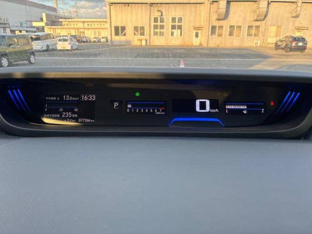 フリード＋ Ｇホンダセンシング　新品タイヤ／純正　９インチ　メモリーナビ／ホンダセンシング／両側電動スライドドア／車線逸脱防止支援システム／ドライブレコーダー　前後／Ｂｌｕｅｔｏｏｔｈ接続／ＥＴＣ／ＥＢＤ付ＡＢＳ／横滑り防止装置（13枚目）