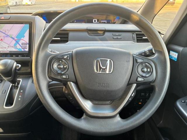 フリード＋ Ｇホンダセンシング　新品タイヤ／純正　９インチ　メモリーナビ／ホンダセンシング／両側電動スライドドア／車線逸脱防止支援システム／ドライブレコーダー　前後／Ｂｌｕｅｔｏｏｔｈ接続／ＥＴＣ／ＥＢＤ付ＡＢＳ／横滑り防止装置（14枚目）