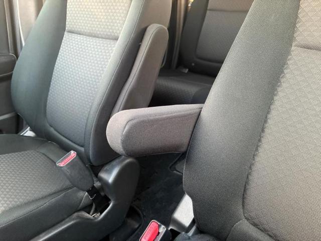 フリード＋ Ｇホンダセンシング　新品タイヤ／純正　９インチ　メモリーナビ／ホンダセンシング／両側電動スライドドア／車線逸脱防止支援システム／ドライブレコーダー　前後／Ｂｌｕｅｔｏｏｔｈ接続／ＥＴＣ／ＥＢＤ付ＡＢＳ／横滑り防止装置（31枚目）