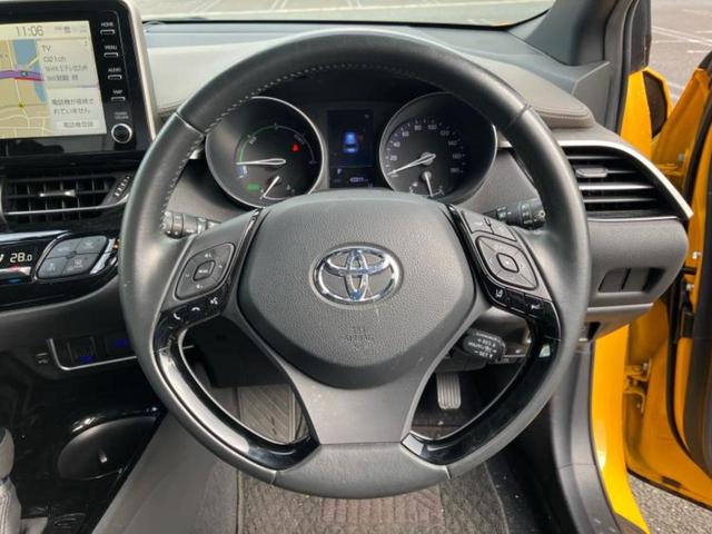 Ｃ－ＨＲ Ｇ　純正エアロ／保証書／ディスプレイオーディオ＋ナビ／衝突安全装置／シートヒーター　運転席／パノラミックビューモニター／車線逸脱防止支援システム／シート　ハーフレザー／ヘッドランプ　ＬＥＤ　全周囲カメラ（15枚目）