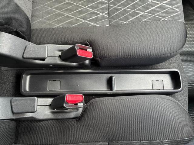 アトレー ＲＳ　保証書／社外　ナビ／スマートアシスト（トヨタ・ダイハツ）／両側電動スライドドア／車線逸脱防止支援システム／ヘッドランプ　ＬＥＤ／ＵＳＢジャック／Ｂｌｕｅｔｏｏｔｈ接続／ＥＢＤ付ＡＢＳ　レーンアシスト（34枚目）