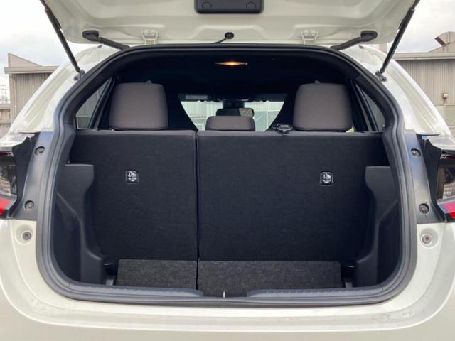 ヤリス Ｇ　新品タイヤ／ディスプレイオーディオ＋ナビ／トヨタセーフティセンス／車線逸脱防止支援システム／ＵＳＢジャック／Ｂｌｕｅｔｏｏｔｈ接続／ＥＴＣ／ＥＢＤ付ＡＢＳ／横滑り防止装置／バックモニター　バックカメラ（8枚目）