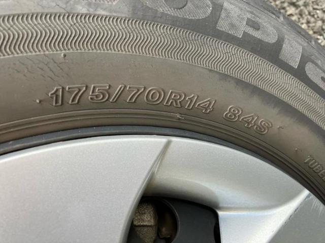 ヤリス Ｇ　新品タイヤ／ディスプレイオーディオ＋ナビ／トヨタセーフティセンス／車線逸脱防止支援システム／ＵＳＢジャック／Ｂｌｕｅｔｏｏｔｈ接続／ＥＴＣ／ＥＢＤ付ＡＢＳ／横滑り防止装置／バックモニター　バックカメラ（48枚目）