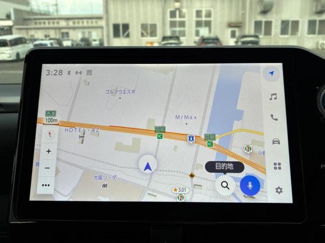 ヴォクシー ハイブリッドＳ－Ｚ　新品タイヤ／ディスプレイオーディオ＋ナビ１０インチ／フリップダウンモニター　純正　１４インチ／衝突安全装置／両側電動スライドドア／シートヒーター／車線逸脱防止支援システム／シート　合皮　バックカメラ（9枚目）