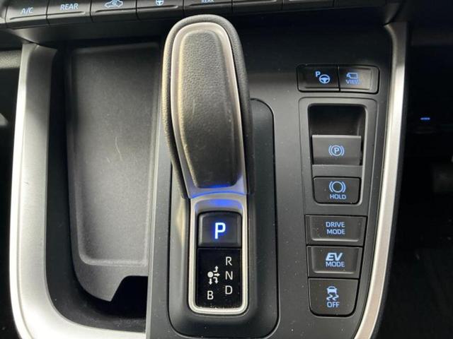 ヴォクシー ハイブリッドＳ－Ｚ　新品タイヤ／ディスプレイオーディオ＋ナビ１０インチ／フリップダウンモニター　純正　１４インチ／衝突安全装置／両側電動スライドドア／シートヒーター／車線逸脱防止支援システム／シート　合皮　バックカメラ（17枚目）