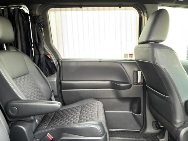 ヴォクシー ハイブリッドＳ－Ｚ　新品タイヤ／ディスプレイオーディオ＋ナビ１０インチ／フリップダウンモニター　純正　１４インチ／衝突安全装置／両側電動スライドドア／シートヒーター／車線逸脱防止支援システム／シート　合皮　バックカメラ（24枚目）