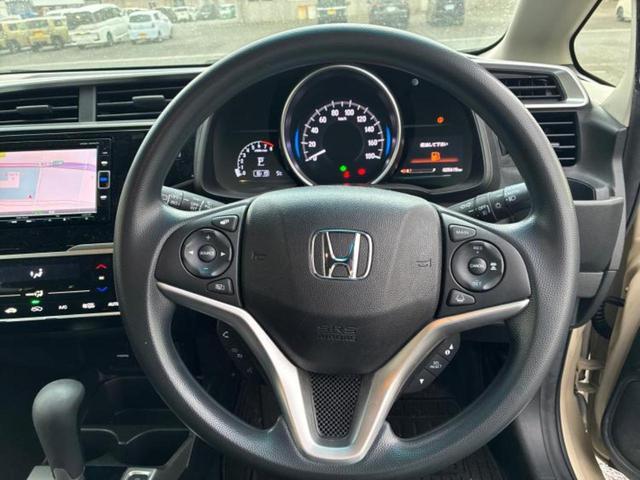 フィット １３Ｇ・Ｆコンフォートエディション　新品タイヤ／純正　ＳＤナビ／ホンダセンシング／シートヒーター　前席／車線逸脱防止支援システム／ヘッドランプ　ＬＥＤ／ＵＳＢジャック／Ｂｌｕｅｔｏｏｔｈ接続／ＨＤＭＩ接続／ＥＴＣ／ＥＢＤ付ＡＢＳ（14枚目）