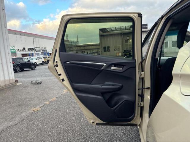 フィット １３Ｇ・Ｆコンフォートエディション　新品タイヤ／純正　ＳＤナビ／ホンダセンシング／シートヒーター　前席／車線逸脱防止支援システム／ヘッドランプ　ＬＥＤ／ＵＳＢジャック／Ｂｌｕｅｔｏｏｔｈ接続／ＨＤＭＩ接続／ＥＴＣ／ＥＢＤ付ＡＢＳ（23枚目）