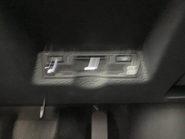 ヤリスクロス ハイブリッドＺ　保証書／ディスプレイオーディオ＋ナビ／衝突安全装置／シートヒーター／パノラミックビューモニター／車線逸脱防止支援システム／シート　ハーフレザー／ヘッドランプ　ＬＥＤ／ＵＳＢジャック　全周囲カメラ（18枚目）