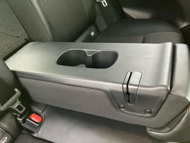 ヤリスクロス ハイブリッドＺ　保証書／ディスプレイオーディオ＋ナビ／衝突安全装置／シートヒーター／パノラミックビューモニター／車線逸脱防止支援システム／シート　ハーフレザー／ヘッドランプ　ＬＥＤ／ＵＳＢジャック　全周囲カメラ（32枚目）