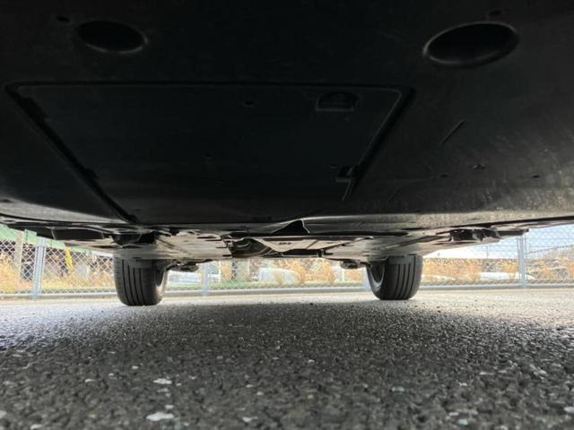 ヤリスクロス ハイブリッドＺ　保証書／ディスプレイオーディオ＋ナビ／衝突安全装置／シートヒーター／パノラミックビューモニター／車線逸脱防止支援システム／シート　ハーフレザー／ヘッドランプ　ＬＥＤ／ＵＳＢジャック　全周囲カメラ（46枚目）