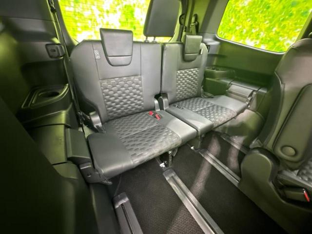 ヴォクシー Ｓ－Ｚ　★★★ディスプレイオーディオ＋ナビ１０．５インチ／トヨタセーフティセンス／両側電動スライドドア／シートヒーター　前席／車線逸脱防止支援システム／パーキングアシスト　バックガイド　衝突被害軽減システム（6枚目）