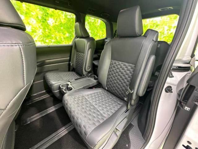 ヴォクシー Ｓ－Ｚ　★★★ディスプレイオーディオ＋ナビ１０．５インチ／トヨタセーフティセンス／両側電動スライドドア／シートヒーター　前席／車線逸脱防止支援システム／パーキングアシスト　バックガイド　衝突被害軽減システム（8枚目）