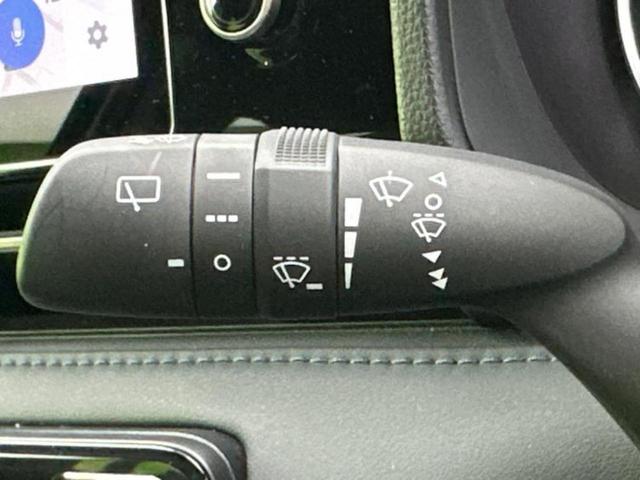 ヴォクシー Ｓ－Ｚ　★★★ディスプレイオーディオ＋ナビ１０．５インチ／トヨタセーフティセンス／両側電動スライドドア／シートヒーター　前席／車線逸脱防止支援システム／パーキングアシスト　バックガイド　衝突被害軽減システム（16枚目）