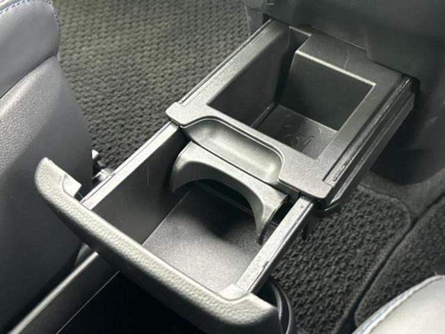 ヴォクシー Ｓ－Ｚ　★★★ディスプレイオーディオ＋ナビ１０．５インチ／トヨタセーフティセンス／両側電動スライドドア／シートヒーター　前席／車線逸脱防止支援システム／パーキングアシスト　バックガイド　衝突被害軽減システム（33枚目）