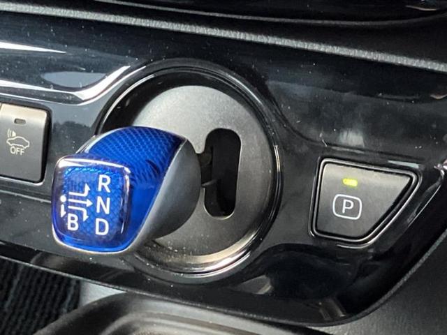 プリウス Ｓツーリングセレクション　純正エアロ／保証書／純正　９インチ　ＳＤナビ／衝突安全装置／シートヒーター／車線逸脱防止支援システム／シート　合皮／ドライブレコーダー　社外／ヘッドランプ　ＬＥＤ／Ｂｌｕｅｔｏｏｔｈ接続／ＥＴＣ（18枚目）