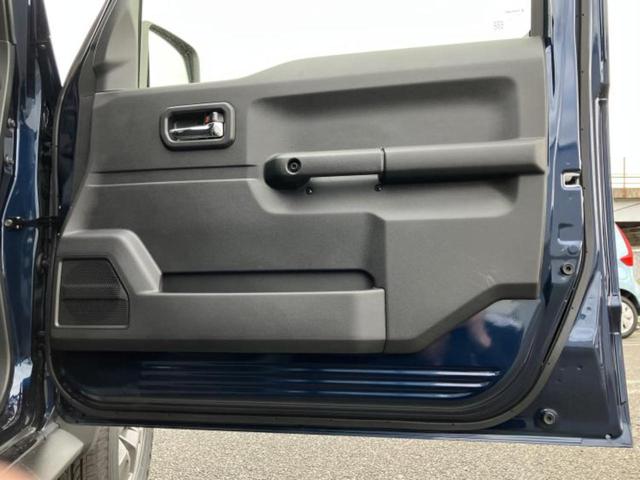 ジムニーノマド ４ＷＤ　ＦＣ　保証書／セーフティサポート（スズキ）／シートヒーター　前席／車線逸脱防止支援システム／登録済未使用車／ヘッドランプ　ＬＥＤ／ＥＢＤ付ＡＢＳ／横滑り防止装置／アイドリングストップ　衝突被害軽減システム（19枚目）