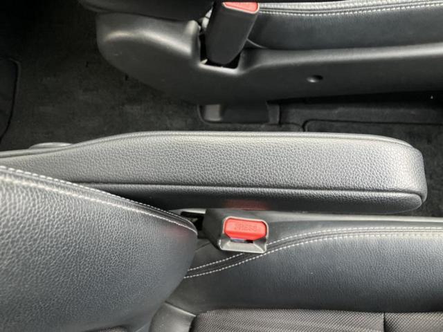 フリード Gホンダセンシング 新品タイヤ/保証書/純正 SDナビ/フリップダウンモニター 純正 9インチ/ホンダセンシング/両側電動スライドドア/車線逸脱防止支援システム/シート ハーフレザー/ヘッドランプ LED バックカメラ(35枚目)