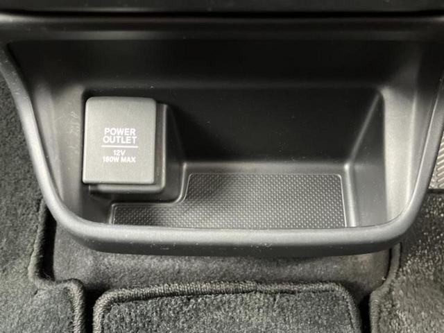 フリード Gホンダセンシング 新品タイヤ/保証書/純正 SDナビ/フリップダウンモニター 純正 9インチ/ホンダセンシング/両側電動スライドドア/車線逸脱防止支援システム/シート ハーフレザー/ヘッドランプ LED バックカメラ(41枚目)