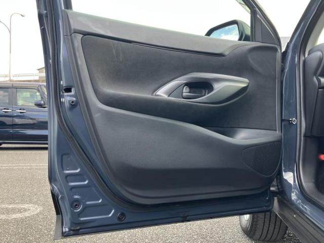 ヤリスクロス ハイブリッドＧ　ディスプレイオーディオ＋ナビ／衝突安全装置／パノラミックビューモニター／車線逸脱防止支援システム／ＵＳＢジャック／Ｂｌｕｅｔｏｏｔｈ接続／ＨＤＭＩ接続／ＥＴＣ／ＥＢＤ付ＡＢＳ／横滑り防止装置（22枚目）