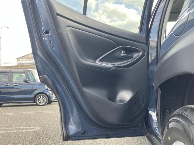 ヤリスクロス ハイブリッドＧ　ディスプレイオーディオ＋ナビ／衝突安全装置／パノラミックビューモニター／車線逸脱防止支援システム／ＵＳＢジャック／Ｂｌｕｅｔｏｏｔｈ接続／ＨＤＭＩ接続／ＥＴＣ／ＥＢＤ付ＡＢＳ／横滑り防止装置（23枚目）