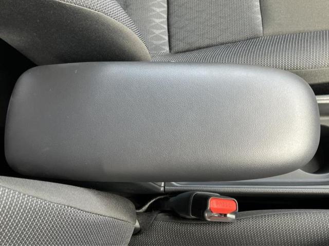 ヤリスクロス ハイブリッドＧ　ディスプレイオーディオ＋ナビ／衝突安全装置／パノラミックビューモニター／車線逸脱防止支援システム／ＵＳＢジャック／Ｂｌｕｅｔｏｏｔｈ接続／ＨＤＭＩ接続／ＥＴＣ／ＥＢＤ付ＡＢＳ／横滑り防止装置（31枚目）