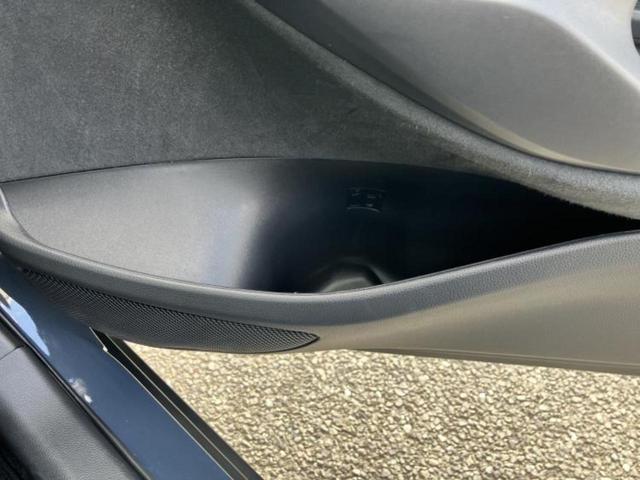 ヤリスクロス ハイブリッドＧ　ディスプレイオーディオ＋ナビ／衝突安全装置／パノラミックビューモニター／車線逸脱防止支援システム／ＵＳＢジャック／Ｂｌｕｅｔｏｏｔｈ接続／ＨＤＭＩ接続／ＥＴＣ／ＥＢＤ付ＡＢＳ／横滑り防止装置（34枚目）