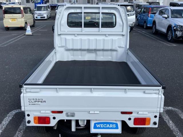 クリッパートラック ＤＸセーフティパッケージ　保証書／エマージェンシーブレーキ／車線逸脱防止支援システム／ＥＴＣ／ＥＢＤ付ＡＢＳ／横滑り防止装置／アイドリングストップ／エアバッグ　運転席／エアバッグ　助手席／パワーウインドウ／キーレスエントリー（6枚目）
