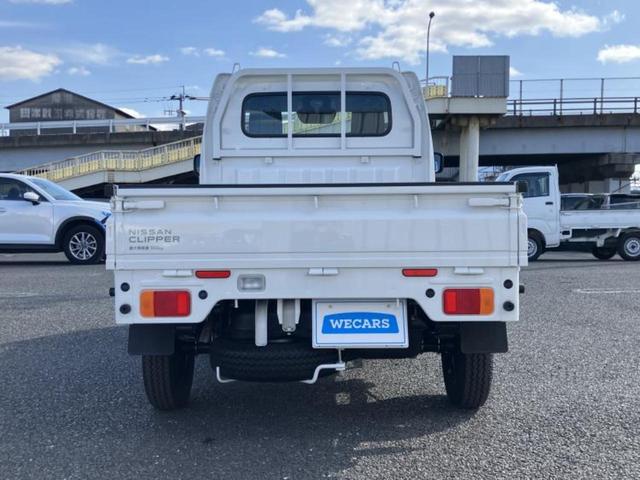 クリッパートラック ＤＸセーフティパッケージ　保証書／エマージェンシーブレーキ／車線逸脱防止支援システム／ＥＴＣ／ＥＢＤ付ＡＢＳ／横滑り防止装置／アイドリングストップ／エアバッグ　運転席／エアバッグ　助手席／パワーウインドウ／キーレスエントリー（40枚目）