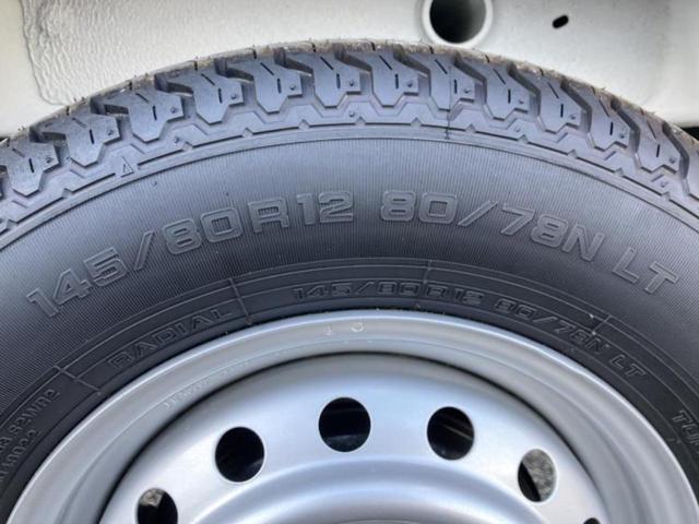 クリッパートラック ＤＸセーフティパッケージ　保証書／エマージェンシーブレーキ／車線逸脱防止支援システム／ＥＴＣ／ＥＢＤ付ＡＢＳ／横滑り防止装置／アイドリングストップ／エアバッグ　運転席／エアバッグ　助手席／パワーウインドウ／キーレスエントリー（45枚目）