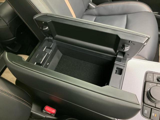 ＣＸ－８０ ＸＤエクスクルーシブモード　ＢＯＳＥ／保証書／ディスプレイオーディオ＋ナビ／アイアクティブセンス（マツダ）／シートヒーター　全席／全方位モニター／車線逸脱防止支援システム／シート　フルレザー／電動バックドア　革シート　電動シート（38枚目）