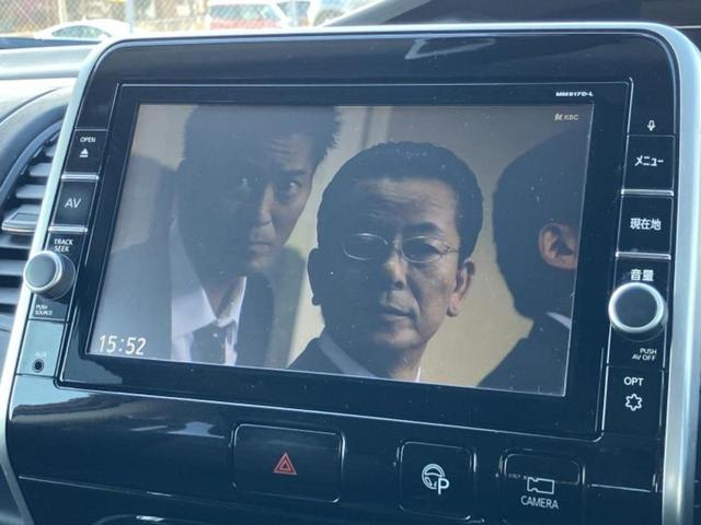 セレナ ハイウェイスターＶセレクション　保証書／純正　９インチ　ＳＤナビ／フリップダウンモニター／衝突安全装置／両側電動スライドドア／アラウンドビューモニター／車線逸脱防止支援システム／ドライブレコーダー　社外／ヘッドランプ　ＬＥＤ　禁煙車（13枚目）