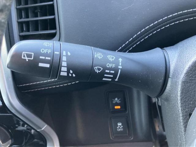 セレナ ハイウェイスターＶセレクション　保証書／純正　９インチ　ＳＤナビ／フリップダウンモニター／衝突安全装置／両側電動スライドドア／アラウンドビューモニター／車線逸脱防止支援システム／ドライブレコーダー　社外／ヘッドランプ　ＬＥＤ　禁煙車（18枚目）