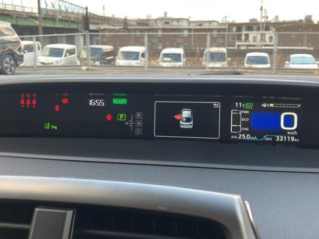 プリウス Ｓツーリングセレクションブラックエディション　ディスプレイオーディオ＋ナビ／衝突安全装置／シートヒーター　前席／車線逸脱防止支援システム／シート　合皮／ヘッドランプ　ＬＥＤ／Ｂｌｕｅｔｏｏｔｈ接続／ＥＴＣ／ＥＢＤ付ＡＢＳ　衝突被害軽減システム（14枚目）
