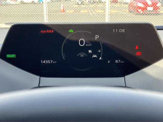 プリウス Ｚ　新品タイヤ／保証書／ディスプレイオーディオ＋ナビ１２．３インチ／デジタルインナーミラー／トヨタセーフティセンス／シートヒーター　前席／パノラミックビューモニター／車線逸脱防止支援システム　全周囲カメラ（14枚目）