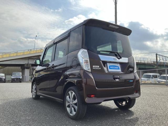 デイズルークス ハイウェイスターＸ　Ｇパッケージ　新品タイヤ／保証書／純正　ＳＤナビ／両側電動スライドドア／アラウンドビューモニター／ヘッドランプ　ＨＩＤ／Ｂｌｕｅｔｏｏｔｈ接続／ＥＴＣ／ＥＢＤ付ＡＢＳ／横滑り防止装置／アイドリングストップ（3枚目）