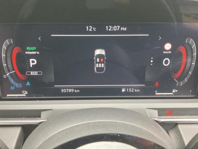 オーラ Ｇレザーエディション　新品タイヤ／ＢＯＳＥ／保証書／純正　ＳＤナビ／インテリジェントルームミラー／エマージェンシーブレーキ／シートヒーター　前席／全方位モニター／車線逸脱防止支援システム／シート　合皮／プロパイロット（13枚目）