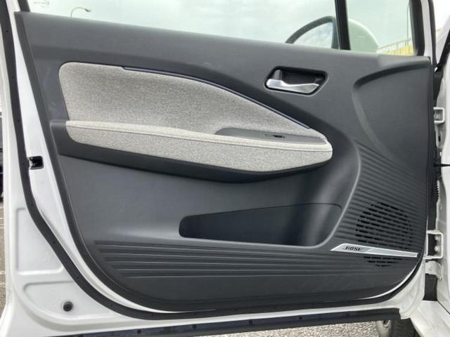 オーラ Ｇレザーエディション　新品タイヤ／ＢＯＳＥ／保証書／純正　ＳＤナビ／インテリジェントルームミラー／エマージェンシーブレーキ／シートヒーター　前席／全方位モニター／車線逸脱防止支援システム／シート　合皮／プロパイロット（22枚目）