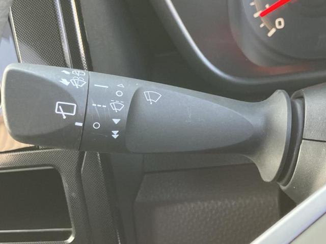 ルーミー Ｇ　純正　ＳＤナビ／衝突安全装置／両側電動スライドドア／ドライブレコーダー　前後／ヘッドランプ　ＬＥＤ／Ｂｌｕｅｔｏｏｔｈ接続／ＥＢＤ付ＡＢＳ／横滑り防止装置／アイドリングストップ／バックモニター（17枚目）