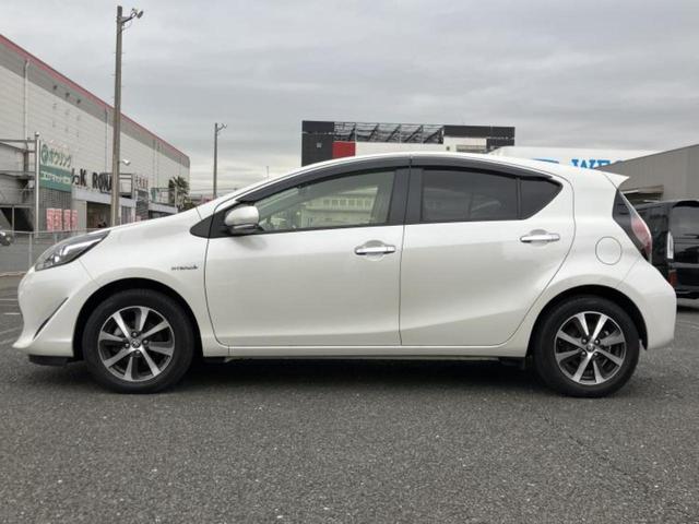 アクア Ｓスタイルブラック　新品タイヤ／純正　ＳＤナビ／衝突安全装置／車線逸脱防止支援システム／ヘッドランプ　ＬＥＤ／Ｂｌｕｅｔｏｏｔｈ接続／ＥＴＣ／ＥＢＤ付ＡＢＳ／横滑り防止装置／アイドリングストップ／バックモニター（2枚目）