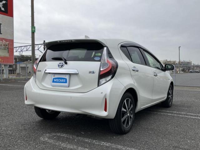 アクア Ｓスタイルブラック　新品タイヤ／純正　ＳＤナビ／衝突安全装置／車線逸脱防止支援システム／ヘッドランプ　ＬＥＤ／Ｂｌｕｅｔｏｏｔｈ接続／ＥＴＣ／ＥＢＤ付ＡＢＳ／横滑り防止装置／アイドリングストップ／バックモニター（3枚目）