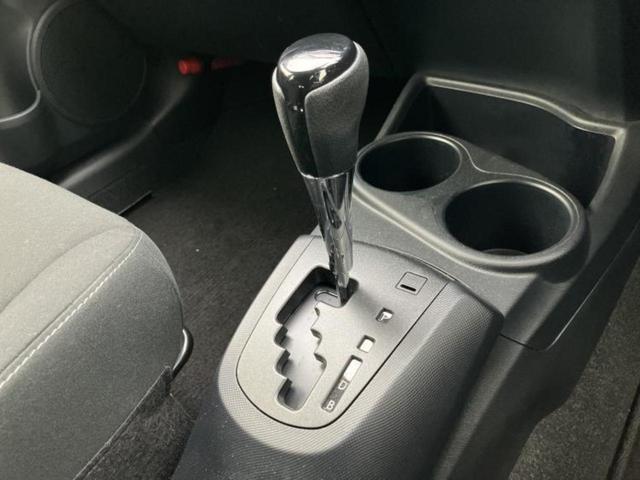 アクア Ｓスタイルブラック　新品タイヤ／純正　ＳＤナビ／衝突安全装置／車線逸脱防止支援システム／ヘッドランプ　ＬＥＤ／Ｂｌｕｅｔｏｏｔｈ接続／ＥＴＣ／ＥＢＤ付ＡＢＳ／横滑り防止装置／アイドリングストップ／バックモニター（18枚目）