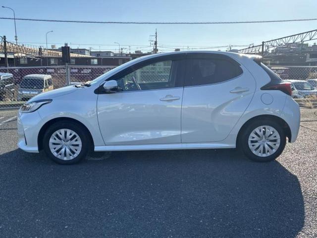 ヤリス ハイブリッドZ 保証書/ディスプレイオーディオ+ナビ/トヨタセーフティセンス/シートヒーター 前席/車線逸脱防止支援システム/ドライブレコーダー 前後/ヘッドランプ LED/Bluetooth接続/ETC ドラレコ(2枚目)